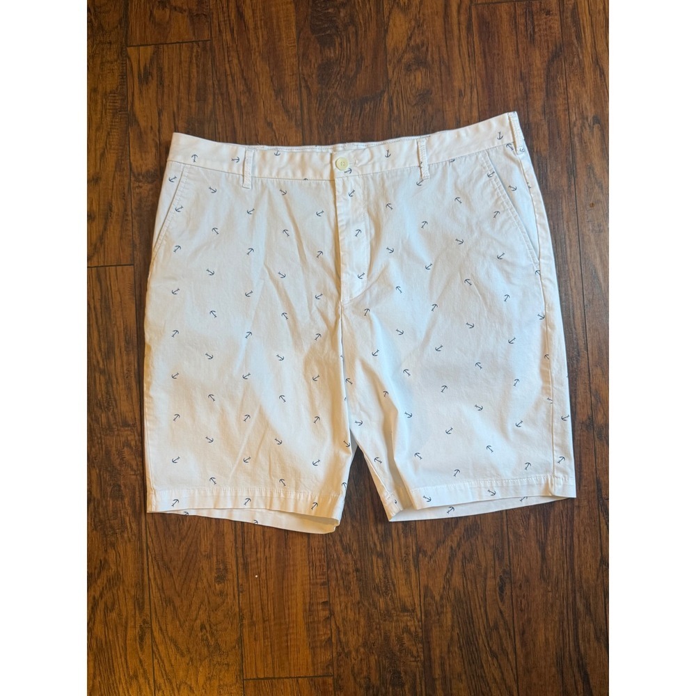IZOD Advantage Performance Mens 38 White Anchor Print Nautical Chino Shorts 9.5"